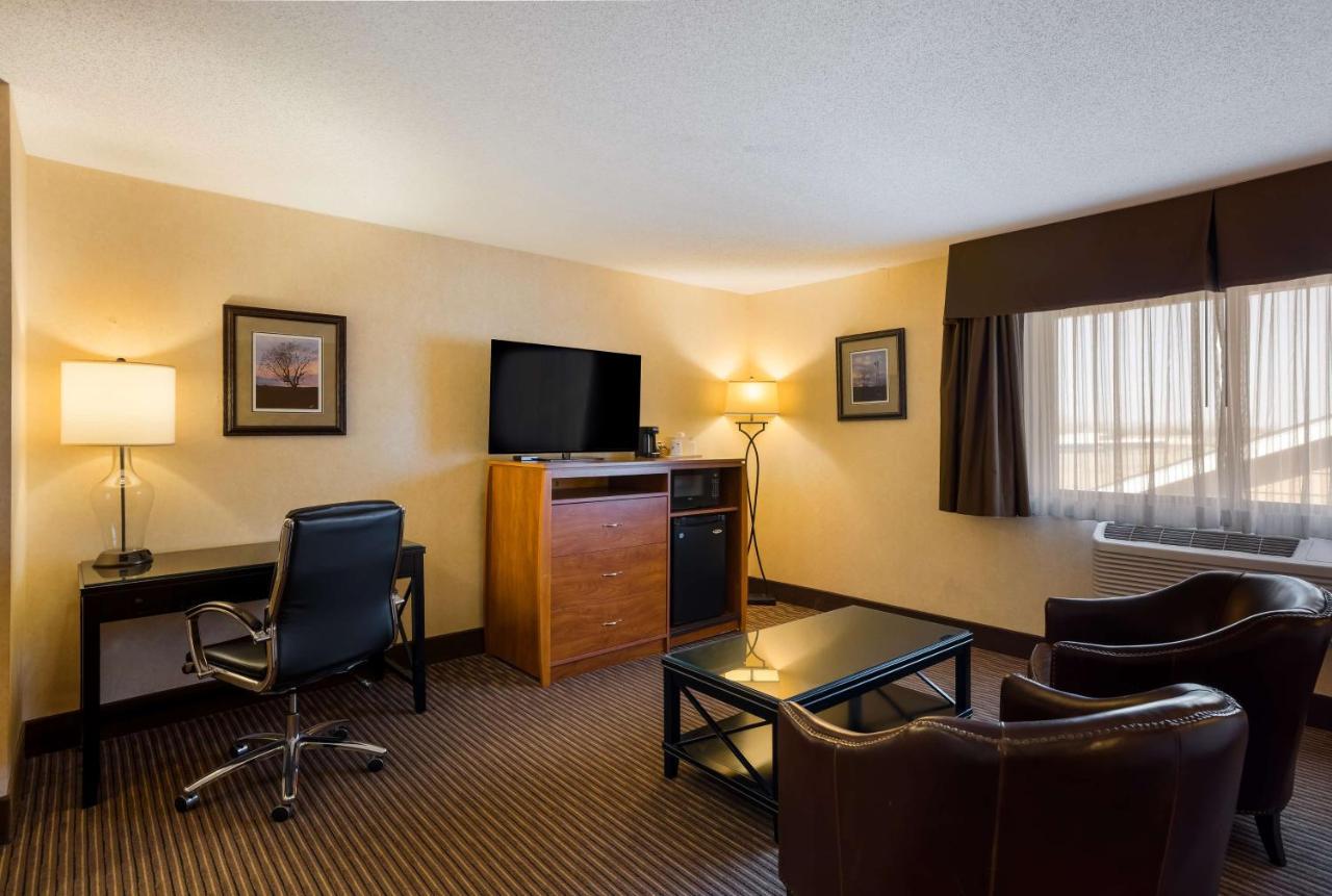 Best Western Vermillion Inn Екстериор снимка