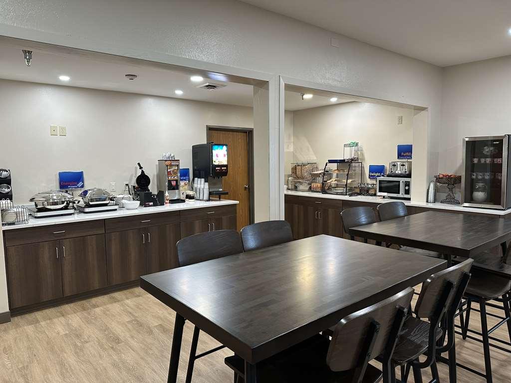 Best Western Vermillion Inn Ресторант снимка