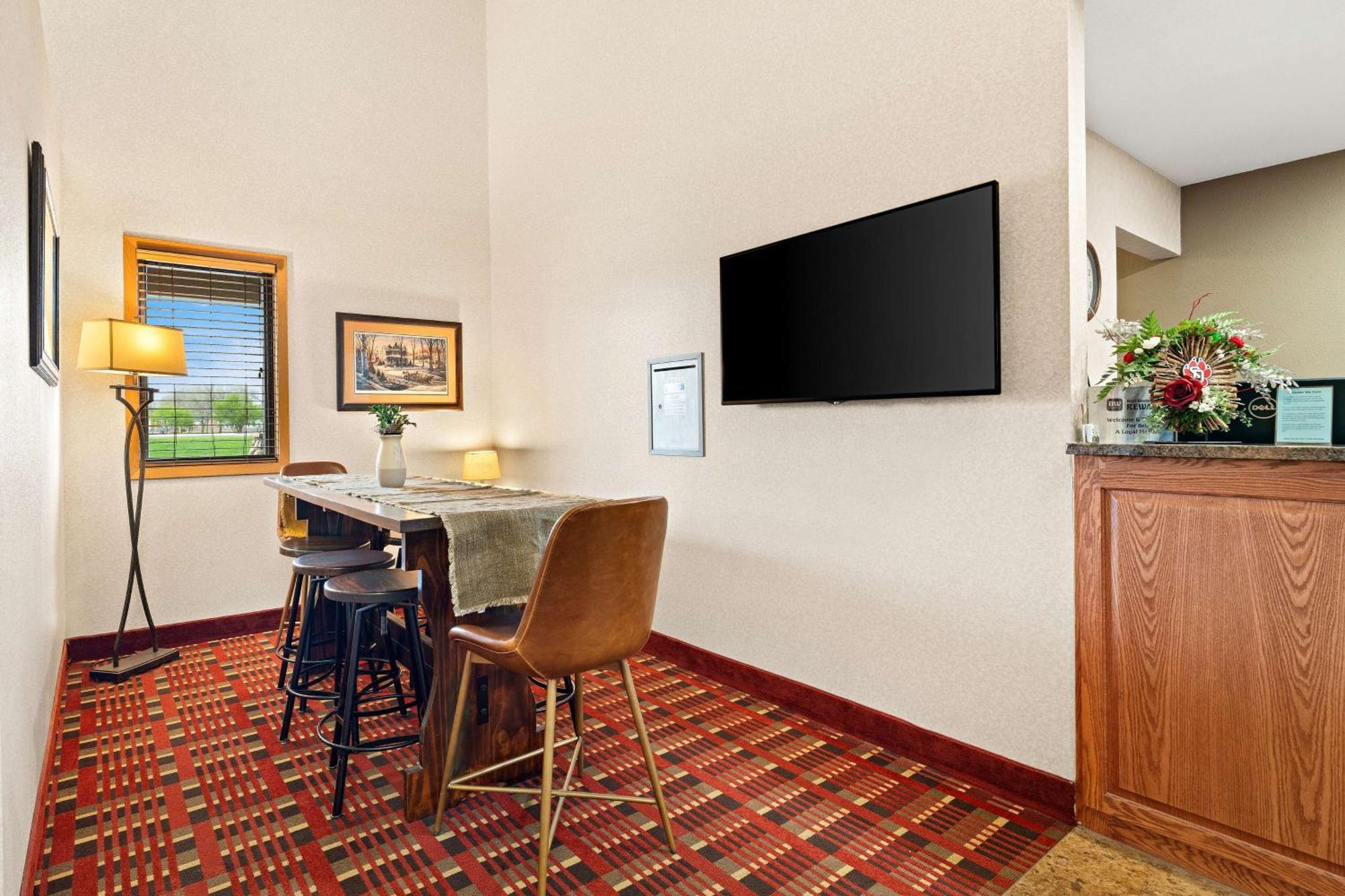 Best Western Vermillion Inn Екстериор снимка