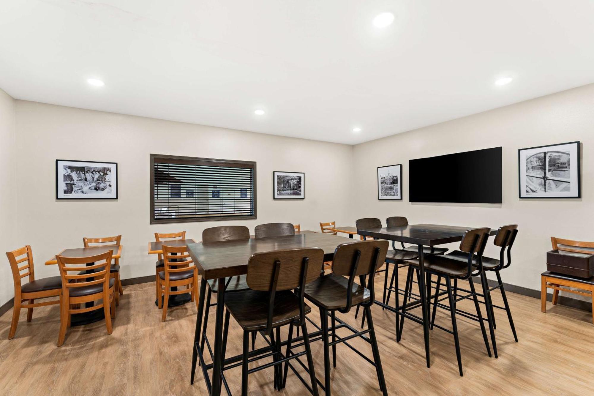Best Western Vermillion Inn Екстериор снимка