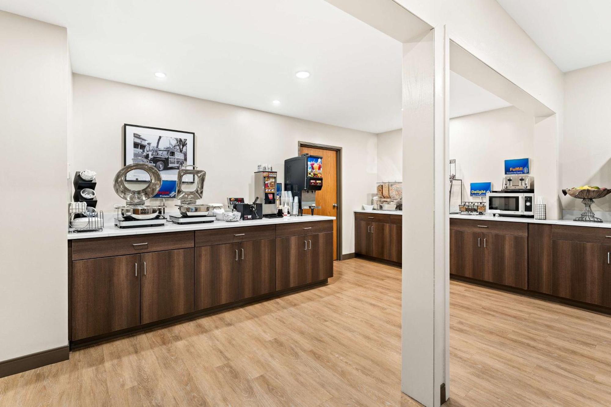 Best Western Vermillion Inn Екстериор снимка