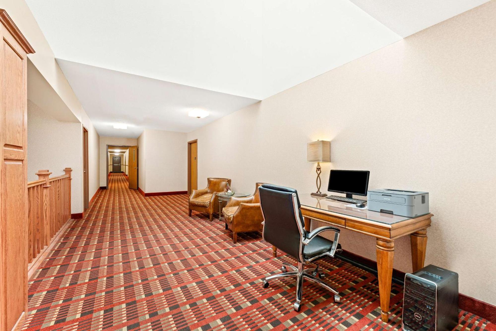 Best Western Vermillion Inn Екстериор снимка