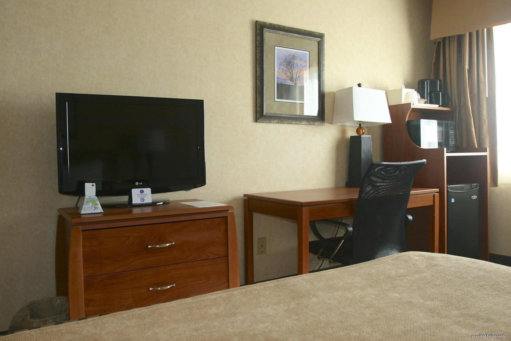 Best Western Vermillion Inn Екстериор снимка